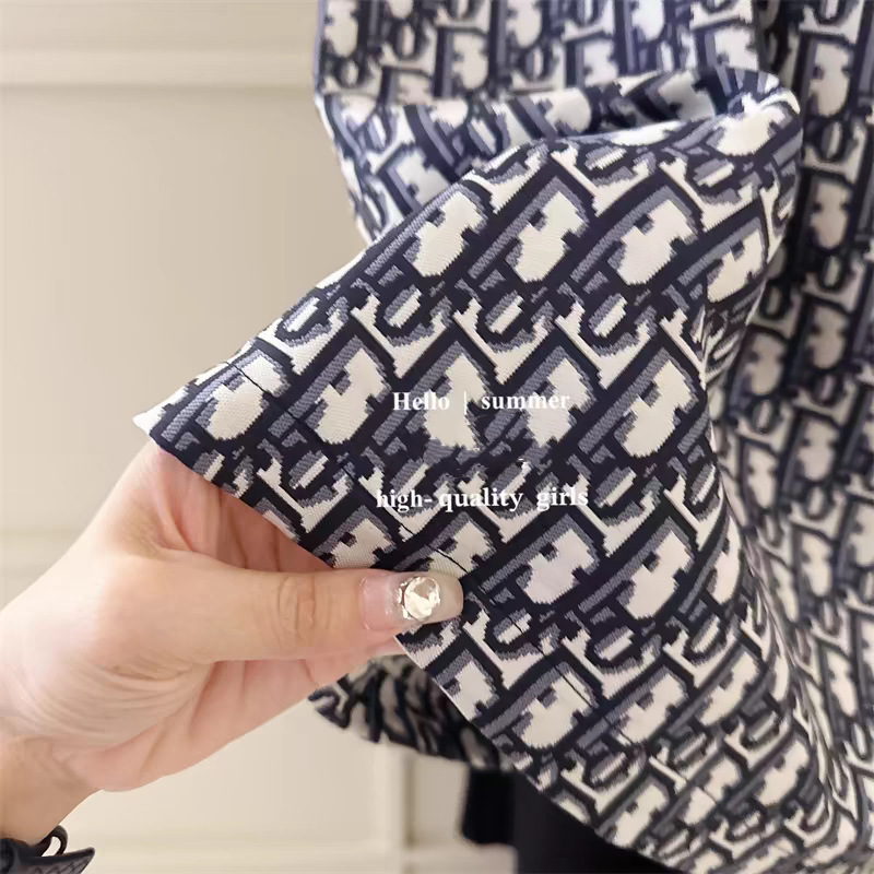 Limón salado siete bebés niñas 25 verano nuevo estilo bebé estilo occidental gran nombre muñeca cuello jacquard solapa vestido de moda