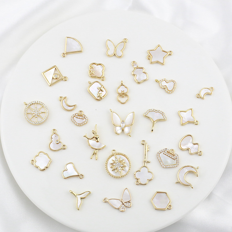 18K Real Gold Inlaid Zircon Mother-Of-Pearl Butterfly Cloud Moon Fish Tail Geometric Pendant DIY Bracelet Necklace Pendant Accessories