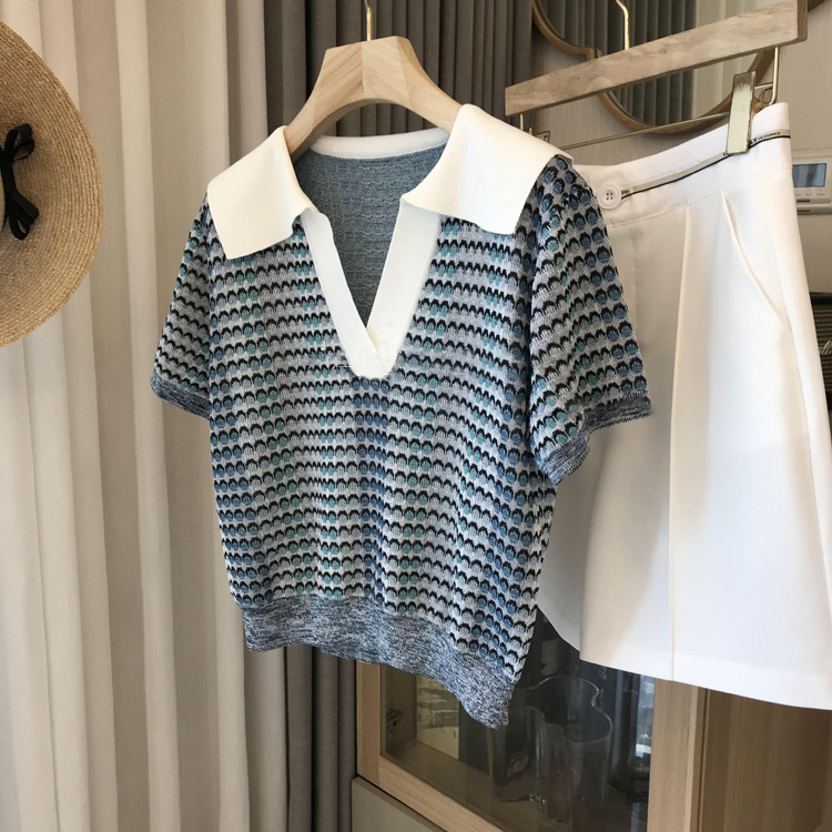 Retro and elegant! 16-pin mosaic craft V-neck short-sleeved retro navy collar sweater