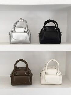 2026 New Bags for Women Korean Niche Design Women's Bags Small Square Bags Versatile Portable Shoulder Crossbody Bags Light Luxury