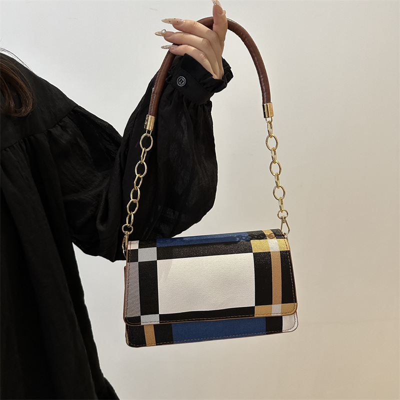 Moda popular color de contraste axila pequeño bolso cuadrado 2024 verano nuevo estilo coreano bolso de hombro bolso femenino estilo transfronterizo