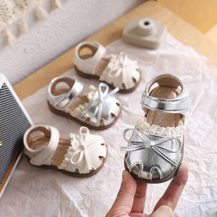 学步鞋夏季凉鞋初学者女宝宝鞋子1-4岁婴儿鞋子软底防滑小公主