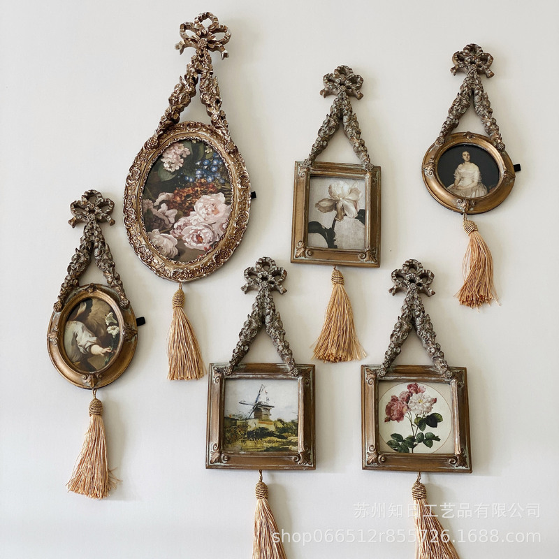 Vintage Handmade Hollow Carved Resin Photo Frame American Country French Tassel Frame Wall Decoration Combination Hanging Painting Vintage Handmade Hollow Carved Resin Photo Frame American Country French Tassel Frame Wall Decoration Combination Hanging Painting