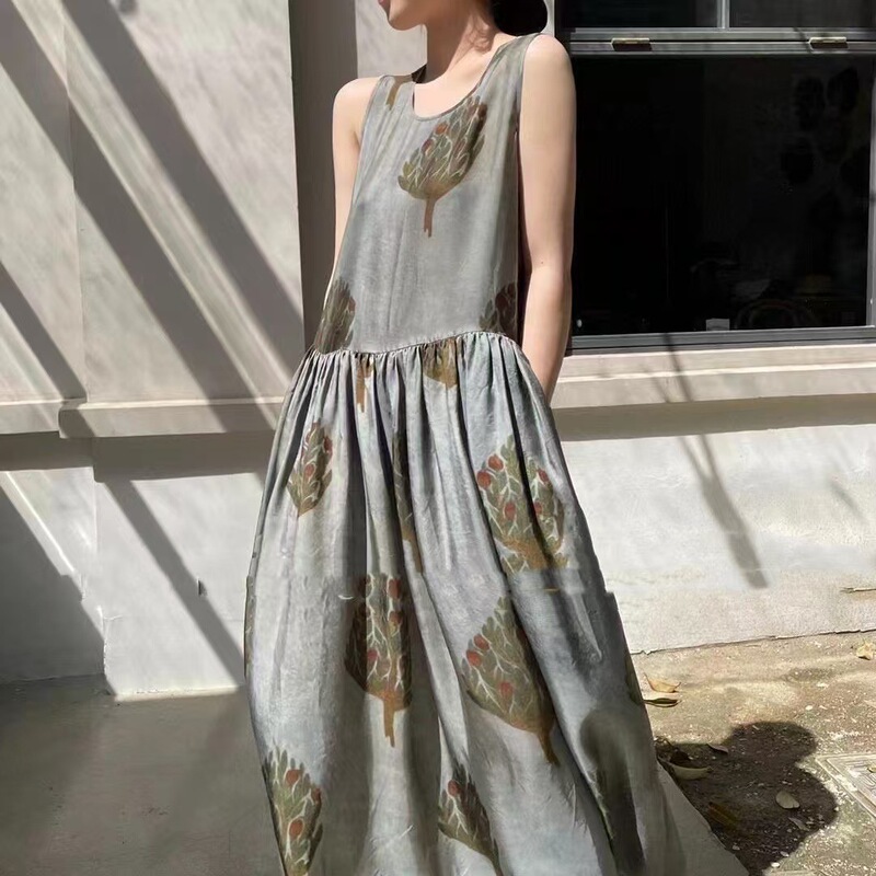 Chinese Designer's Beautiful and Touching Distressed Printed Cupro Silk Round Neck Vest Dress
