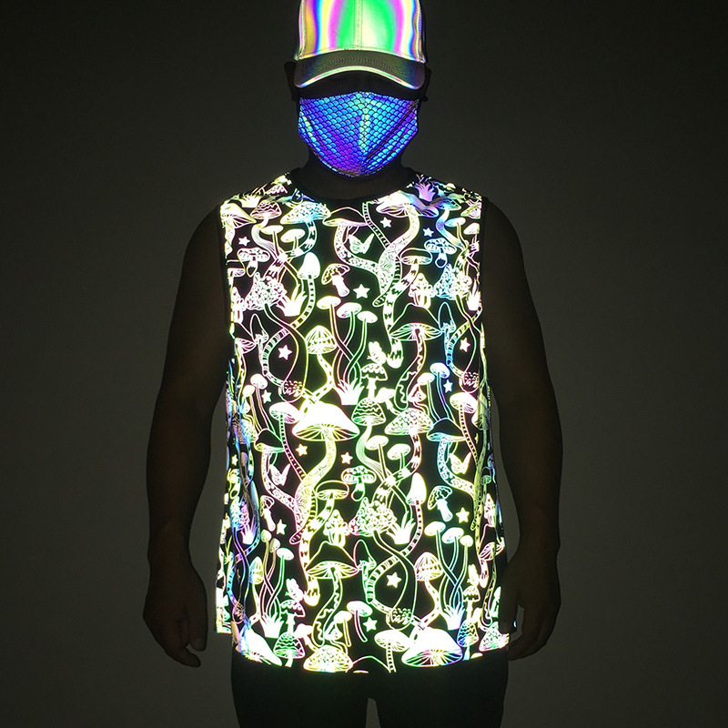 men's retroreflective travel vest