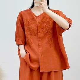 圆领苎麻刺绣衬衫女夏季文艺宽松苎麻上衣民族风五分袖苎麻开衫