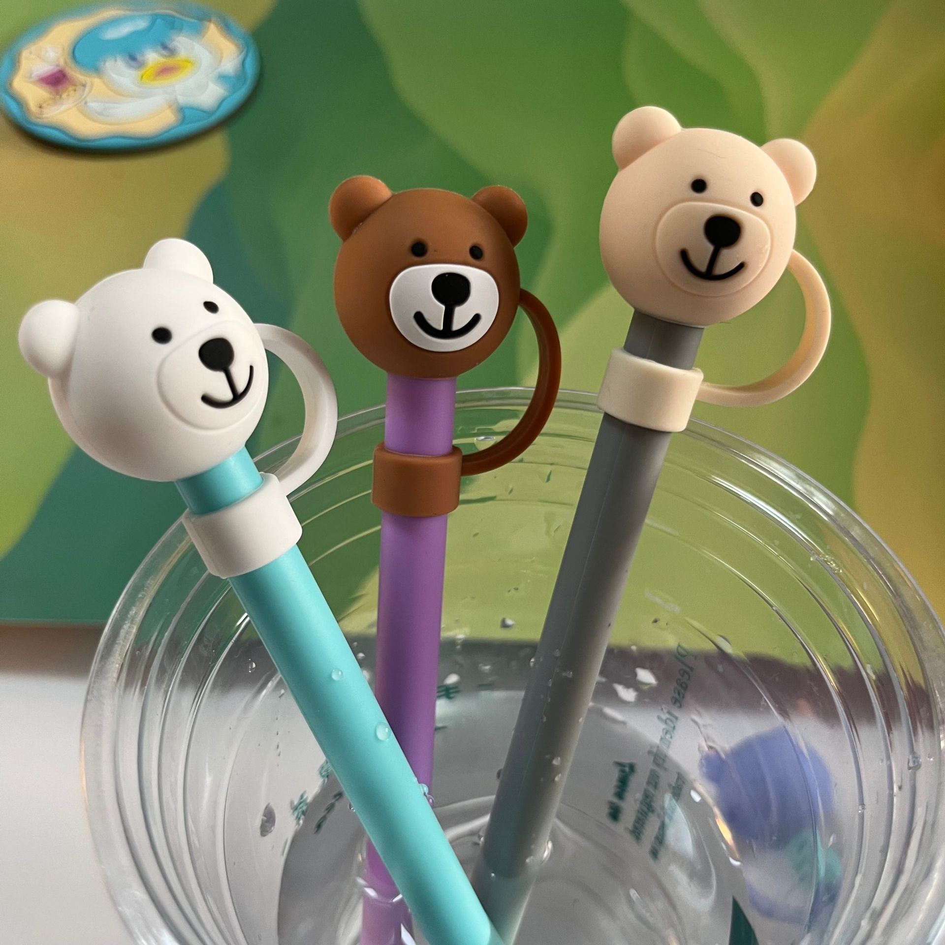 Cubierta de paja de oso de silicona Tapón antipolvo Explosiva transfronteriza Pajita de silicona de grado alimenticio de 10mm Taza de aislamiento Pajita a prueba de polvo