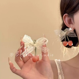 ��Ů���~��@�L�ٽz���Һ����Y�l�A��Ů����Ư����߅�A�����l�
