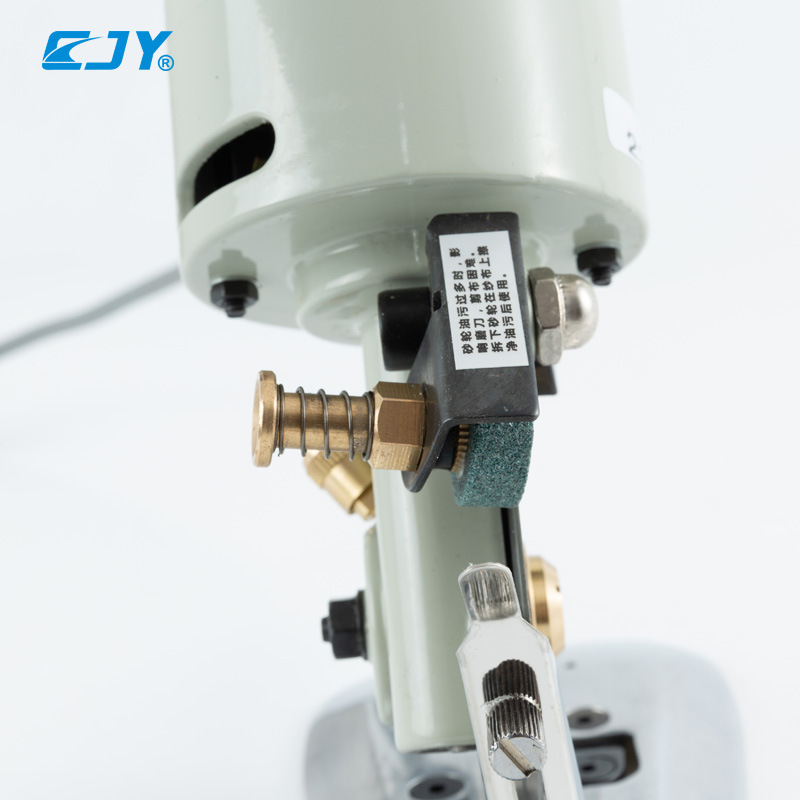 90型圆刀裁剪机23