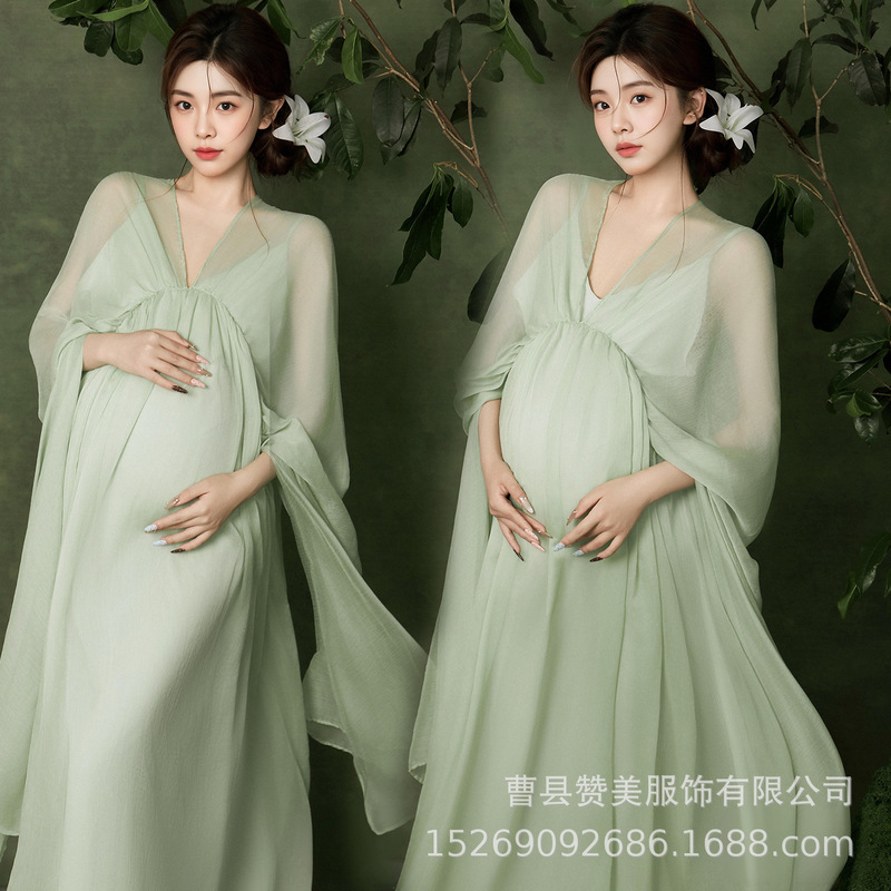 Maternity photoshoot outfits, new Chinese-style retro and elegant dresses for maternity photos, photoshoot dresses for pregnant women, and formal gowns for maternity photography Maternity photoshoot outfits, new Chinese-style retro and elegant dresses for maternity photos, photoshoot dresses for pregnant women, and formal gowns for maternity photography