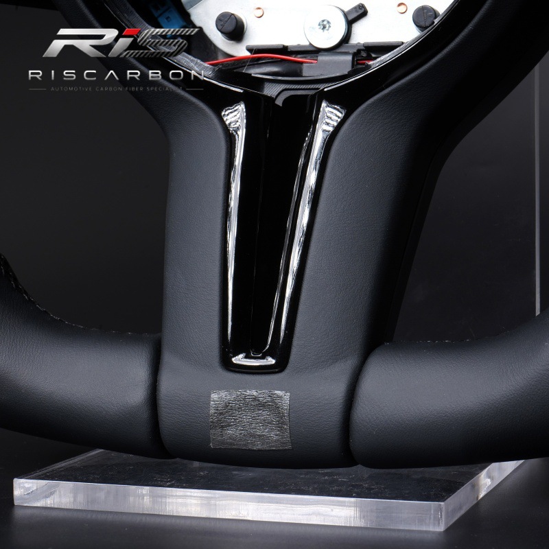 Compatible with BMW flat-bottom black leather steering wheel F30F10F15F16F20F25F01 LED carbon paddle shifters