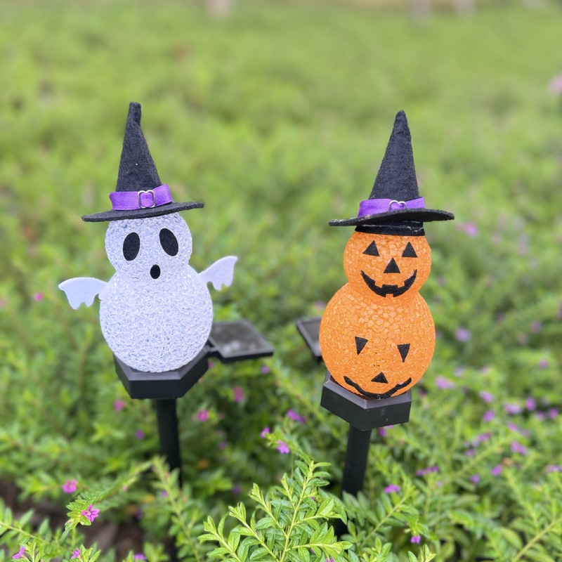 越境ソーラーパンプキンライト かわいいゴーストライト ハロウィン雰囲気装飾用 地面に埋めるライト 芝生ライト 庭園ライト|undefined