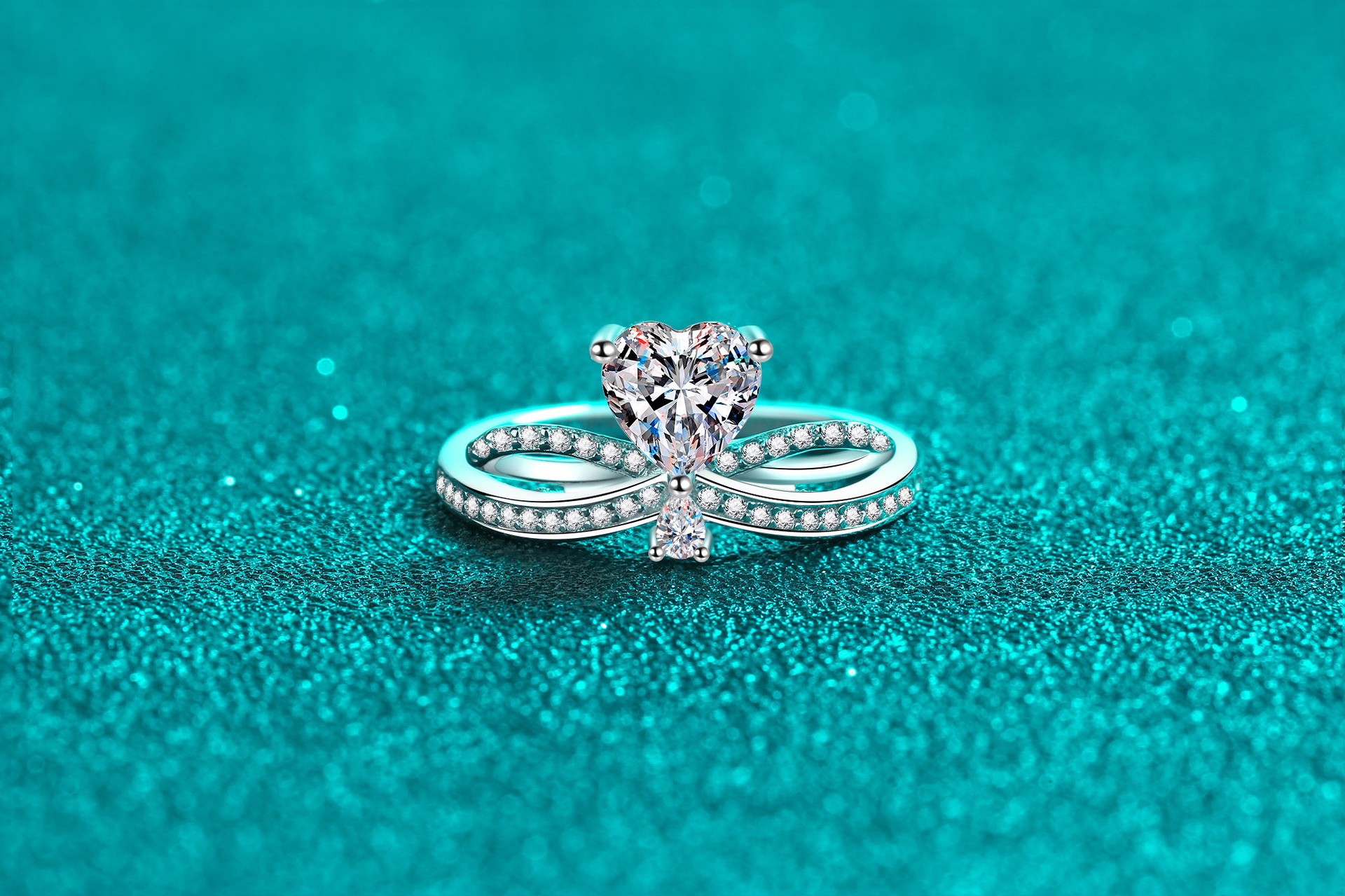 Holiday Occasion 925 Sterling Silver Material 925 Sterling Silver Moissanite Zircon Heart Shape Rings