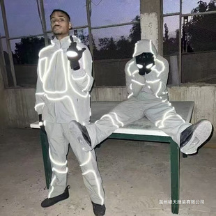 �羳��ħ�u��С���A��������Ů�����L�·�ˮ�ع�ˇ����l���³�