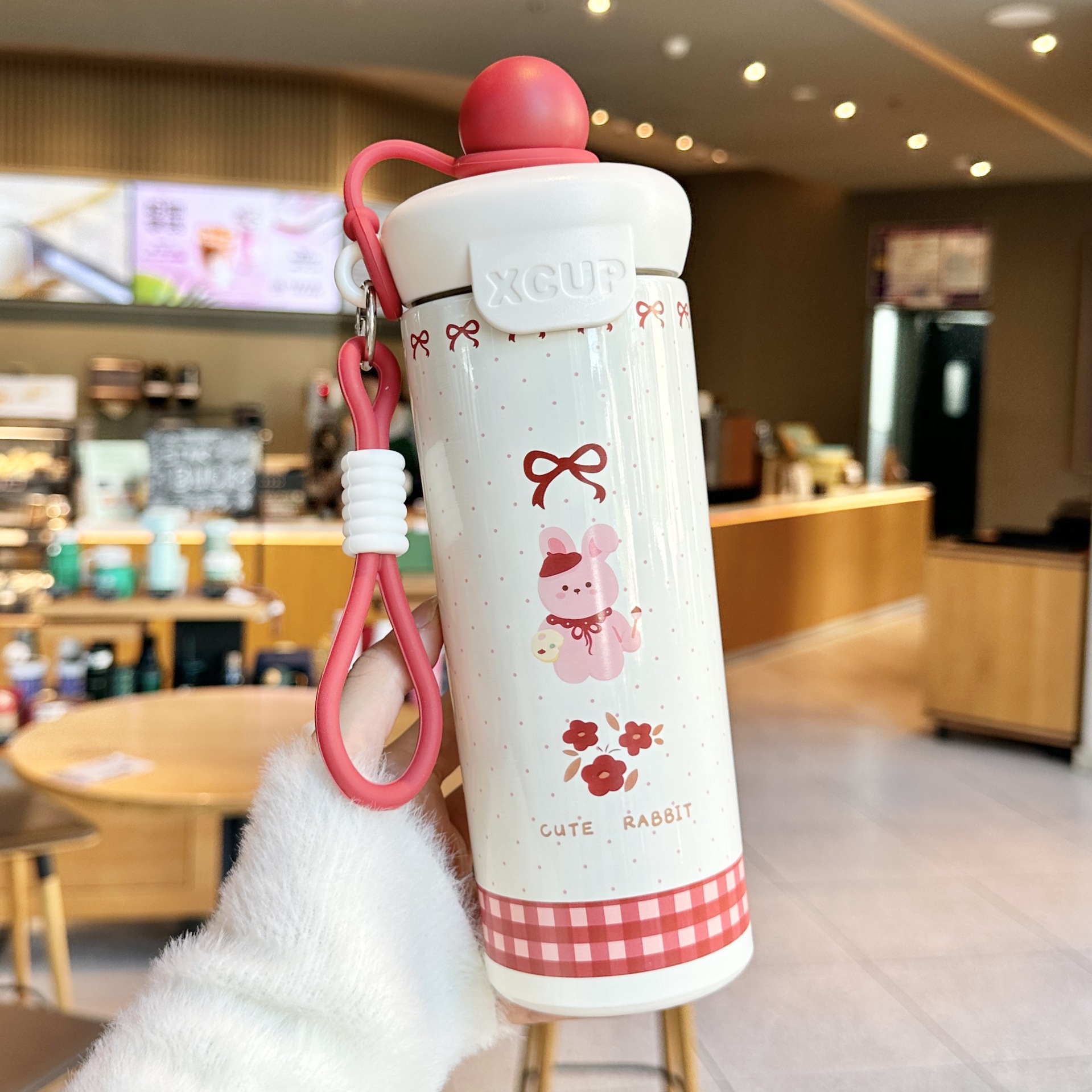Cute taza de agua de niñas portable de oficina taza de aislamiento de estudiantes ins bebidas directas taza de alto valor facial 316 taza de agua de acero inoxidable