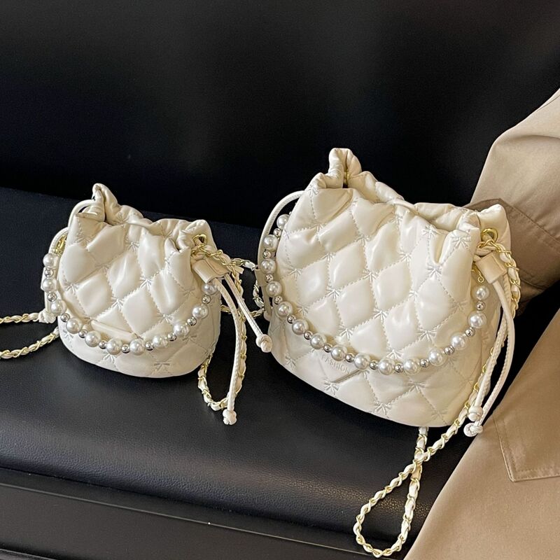 High-End Texture Bucket Small Bag for Women 2025 New Summer Fashion Shoulder Bag Versatile Chain Crossbody Armpit Bag High-End Texture Bucket Small Bag for Women 2025 New Summer Fashion Shoulder Bag Versatile Chain Crossbody Armpit Bag