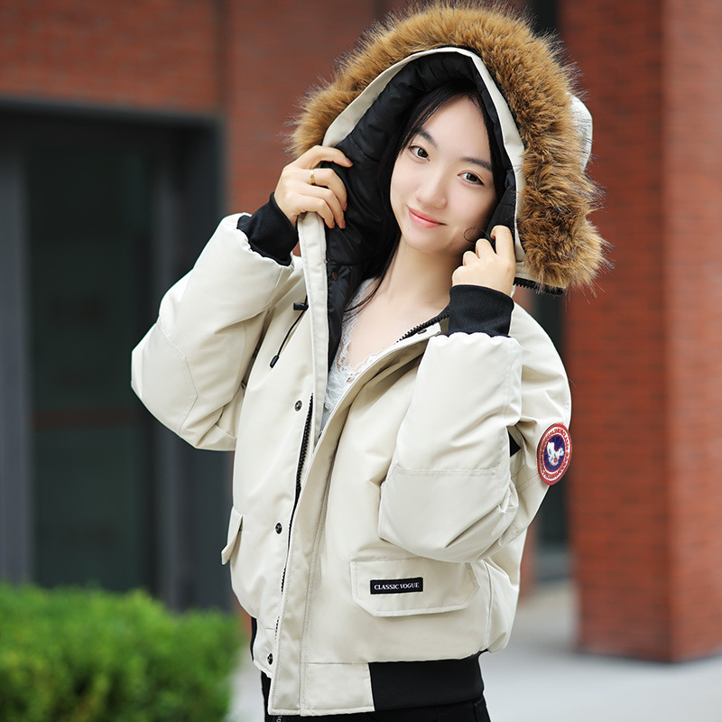 Cross-Border Clothing 2025 New Winter down Jacket Women's Flight Suit Short Jacket Outdoor Windproof Thickened Parka Cross-Border Clothing 2025 New Winter down Jacket Women's Flight Suit Short Jacket Outdoor Windproof Thickened Parka