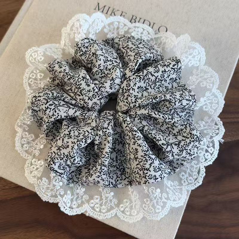 5721 대형원형-20cm 레트로 플로럴 화이트