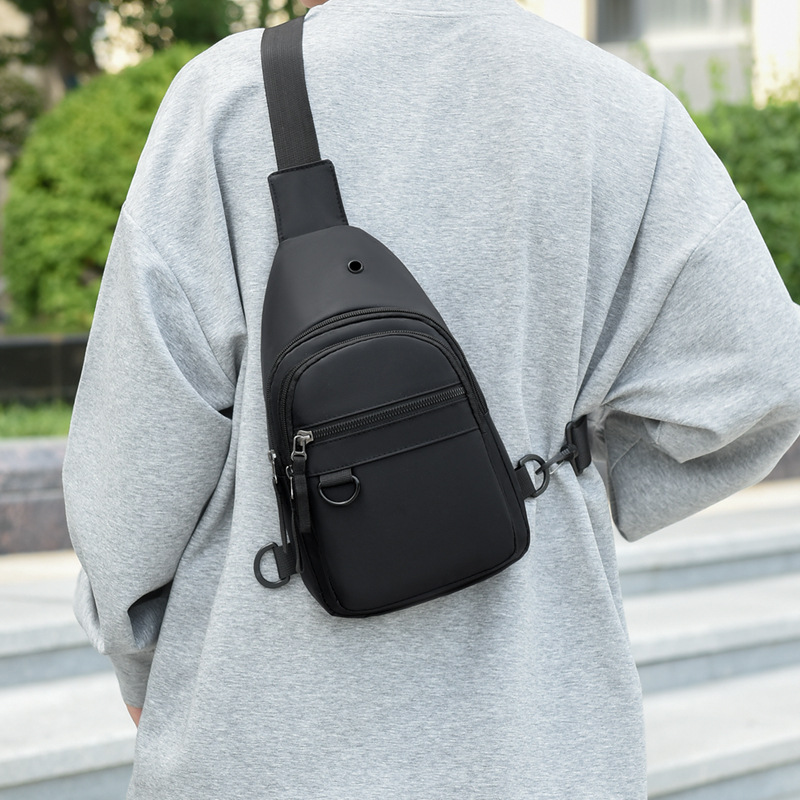 Nuevo bolso de pecho masculino multicapa a prueba de rociadores bolso deportivo de bicicleta agujero de auriculares bolso portátil de tendencia de hombro