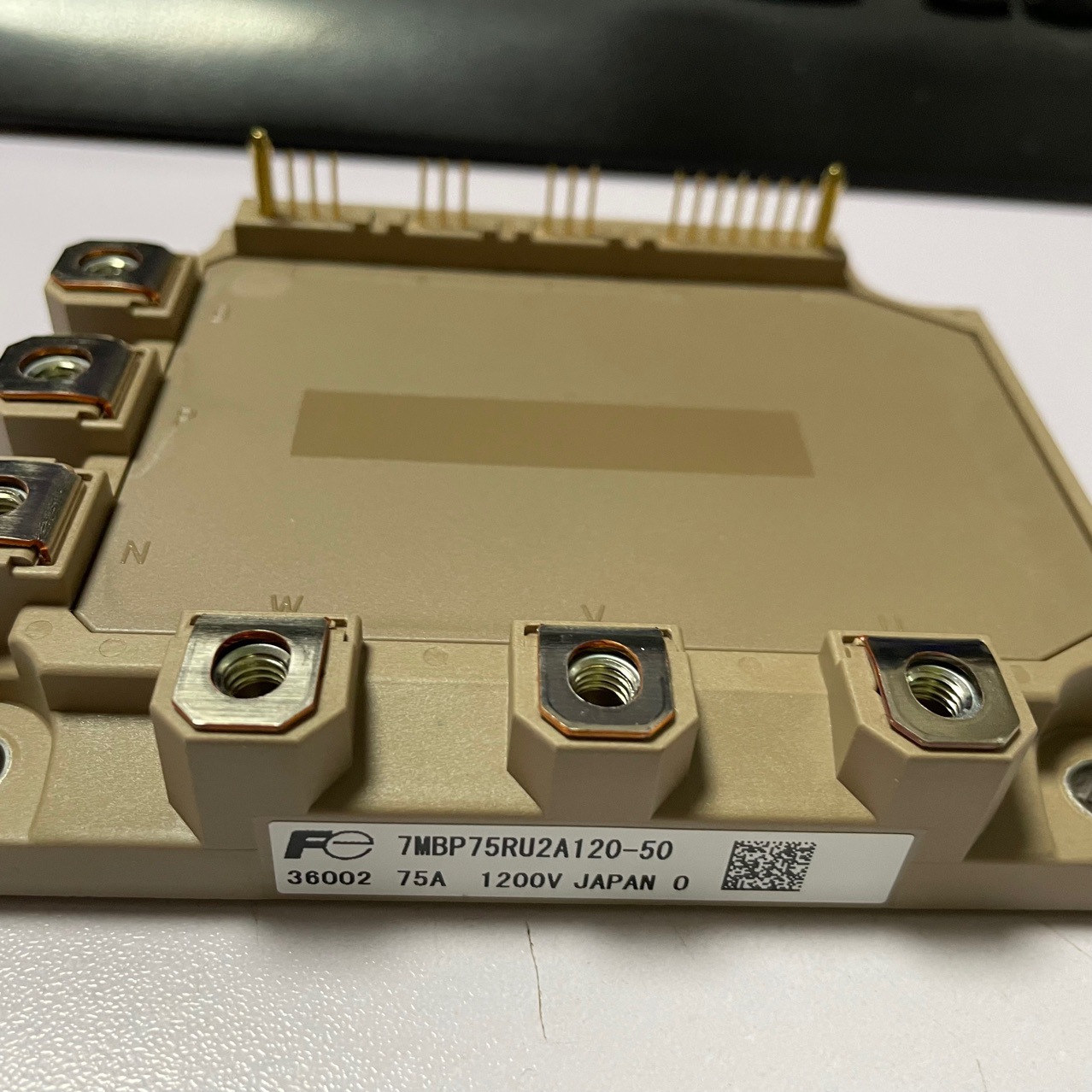 全新原装IGBT模块7MBP75RU2A120