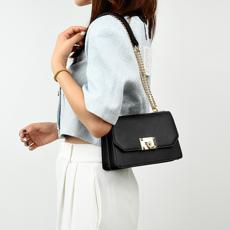 Foreign trade niche fashion underarm women's bag texture chain shoulder crossbody bag high-end light luxury versatile small square bag