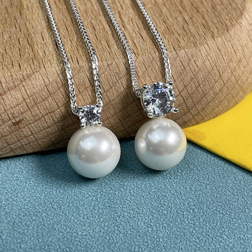 The shopkeeper recommends S925 sterling silver princess style pendant women's box necklace broken silver a few taels of zircon shell beads pendant empty holder