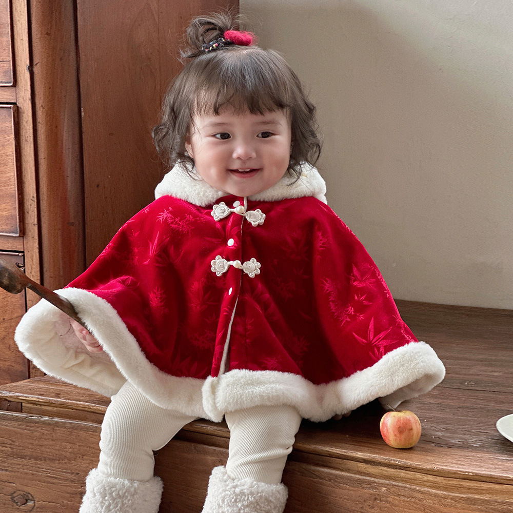 Nueva capa de bebé de estilo chino más terciopelo cálido 0-2 años bebé chaqueta a prueba de viento estilo chino lindo chal 1