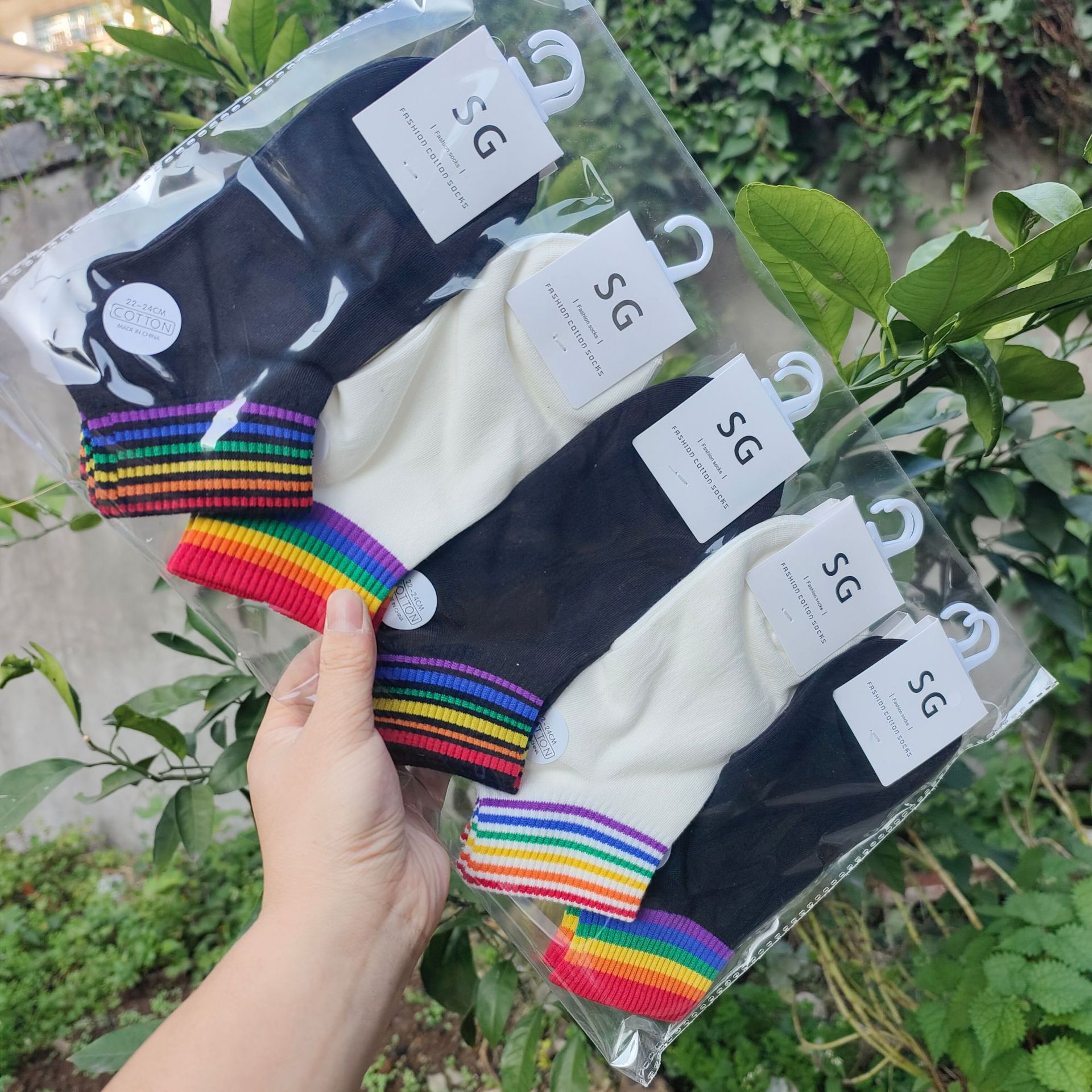 Aimida primavera y verano de las mujeres de algodón fino corto deportes barco Calcetines de moda fresco cómodo sudor-absorbente transpirable rayas finas