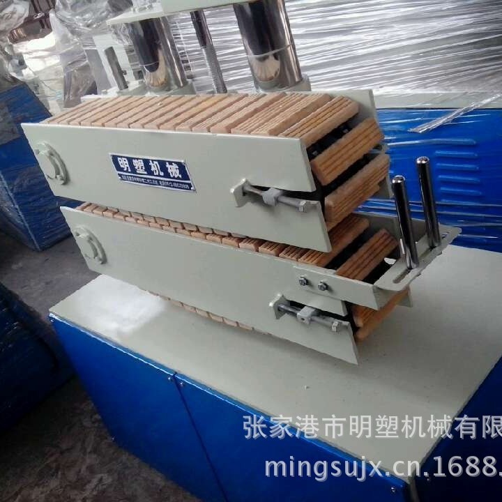 厂家直供 塑料管材型材变频调速牵引机