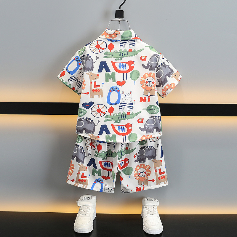 7306 Traje de camisa estilo playa para niños Vestido de verano de manga corta Camisa guapa Pantalones cortos Traje de tres piezas para niños junto al mar
