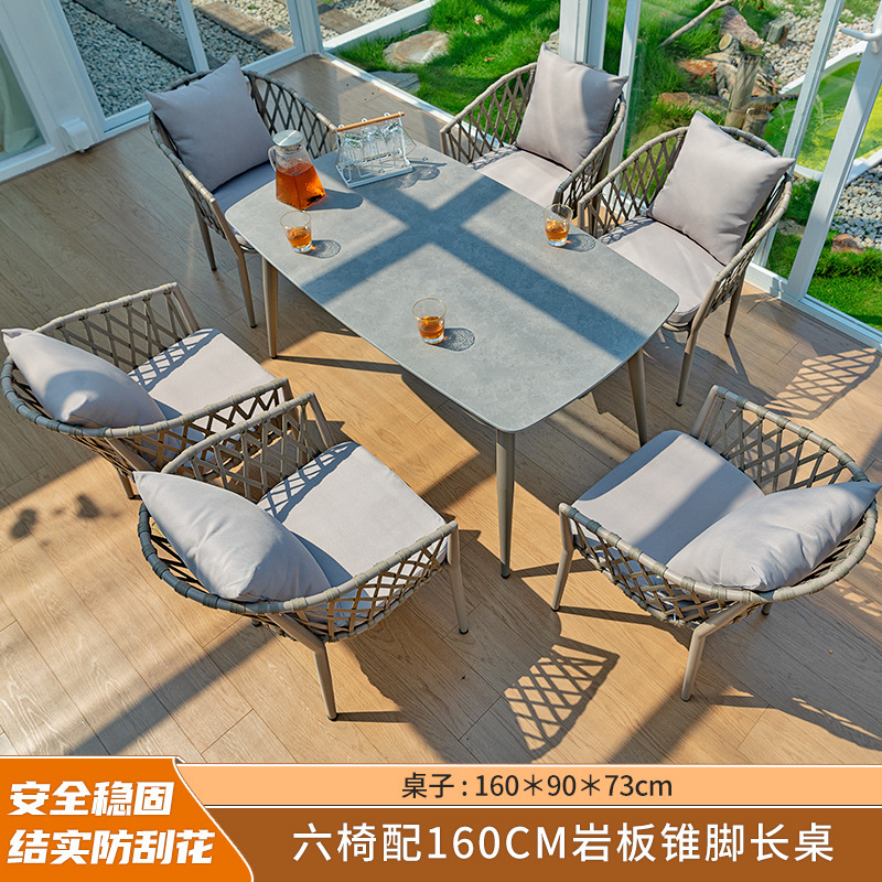 Muebles de exterior Patio Villa Ocio mesa y silla de ratán nórdico balcón al aire libre patio neto plástico rojo mesa de madera y silla