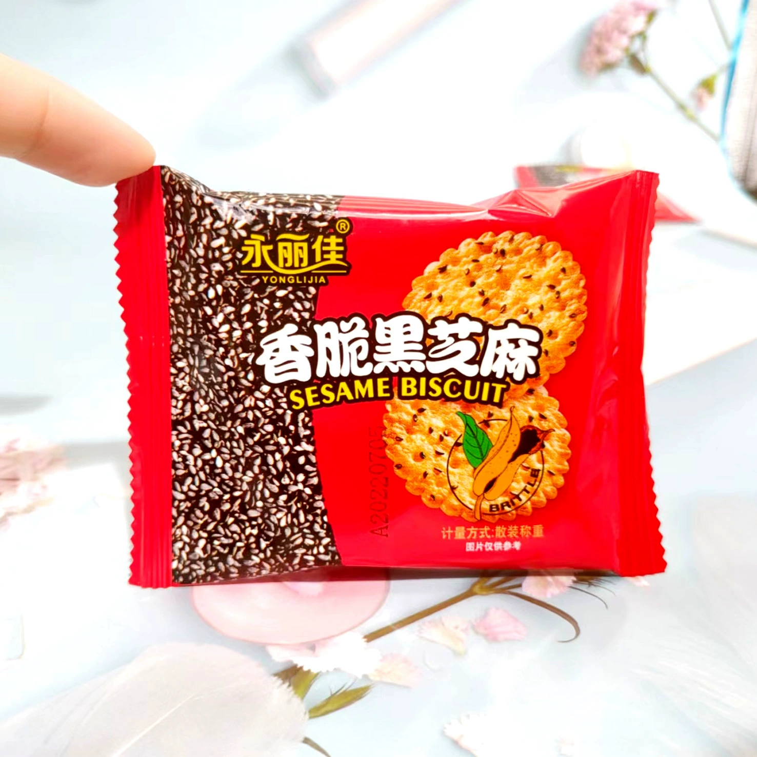 Традиционное кондитерское печенье с черным кунжутом закуска печенье с персиковым тортом хрустящий кунжут старомодный бисквит доставка