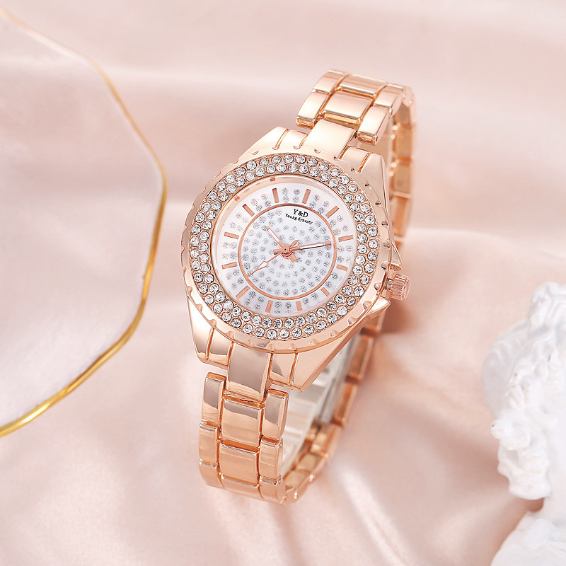 Nuevo reloj estudiante temperamento simple moda de negocios femeninos Reloj de cuarzo cinturón de acero estrellado incrustado con diamantes