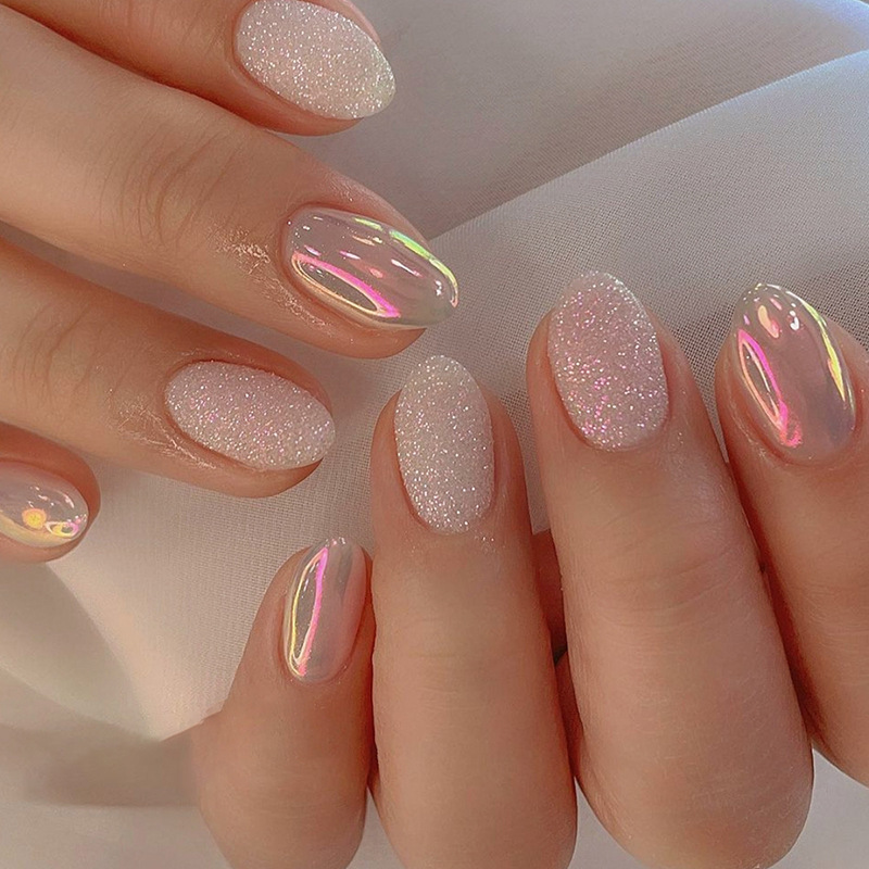European and American sweet girl ins Wind nail art pure desire Aurora glitter fake nails Oval round head nail pieces wholesale