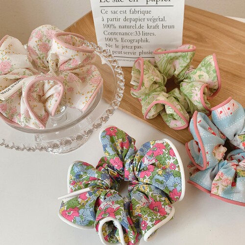 Korean version colorful small bear floral pattern forest system sweet fabric large intestine circle gentle ponytail ball hair tie hair accessory