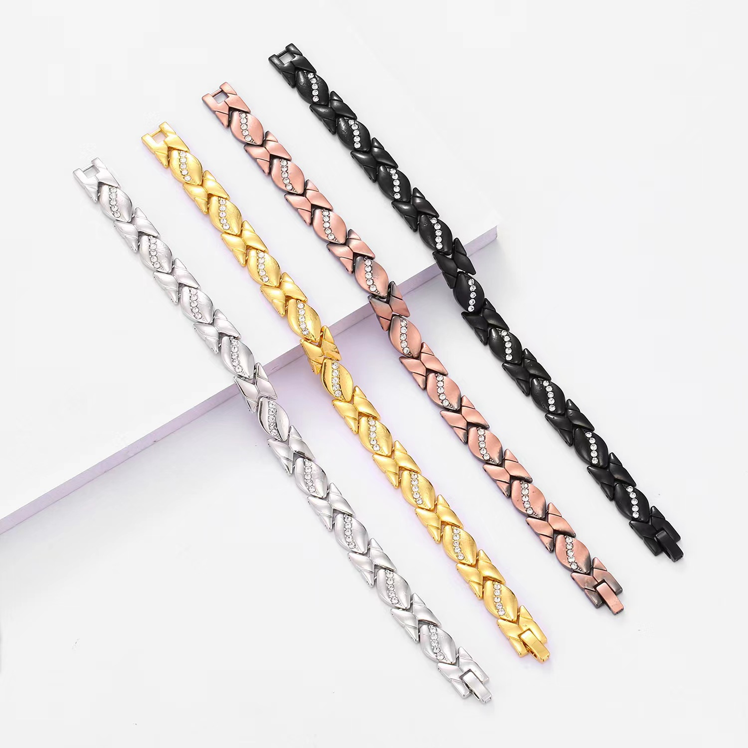 23g Weight Magnet, Zircon Inlay Material Bracelets Classification Simple Style Geometric Magnet Zircon Alloy Chain-free Chain & Link Bracelets Wholesale