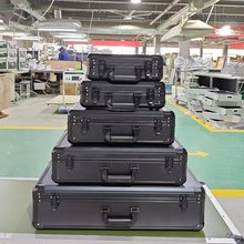 全黑色铝合金箱手提箱产品展示箱公文箱五金工具收纳箱