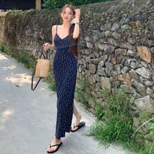 复古碎花性感v领吊带连衣裙女夏季修身显瘦长裙开叉收腰包臀裙潮