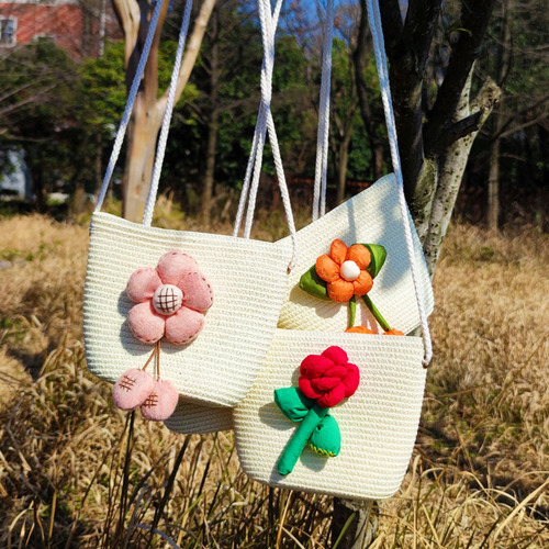 Little girl summer woven straw bag cute children's mobile phone bag  new style girl's crossbody bag