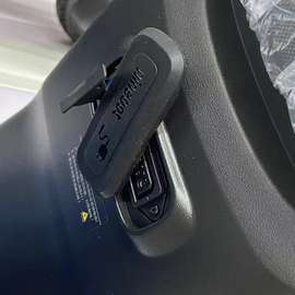 适用车F90充电孔盖AB系新C90A30C+Mmax充电口盖Dz Mmax2