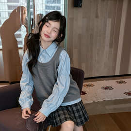 女童学院风套装秋装2026新款小女孩洋气针织马甲衬衫百褶裙三件套