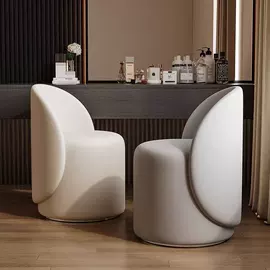 实木床;桌类、茶几;餐椅