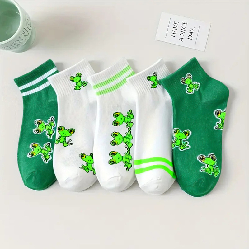 Zhuji Students White Socks Breathable Sports Socks Spring and Summer Cartoon Green Frog Socks Ladies Boat Socks Wholesale