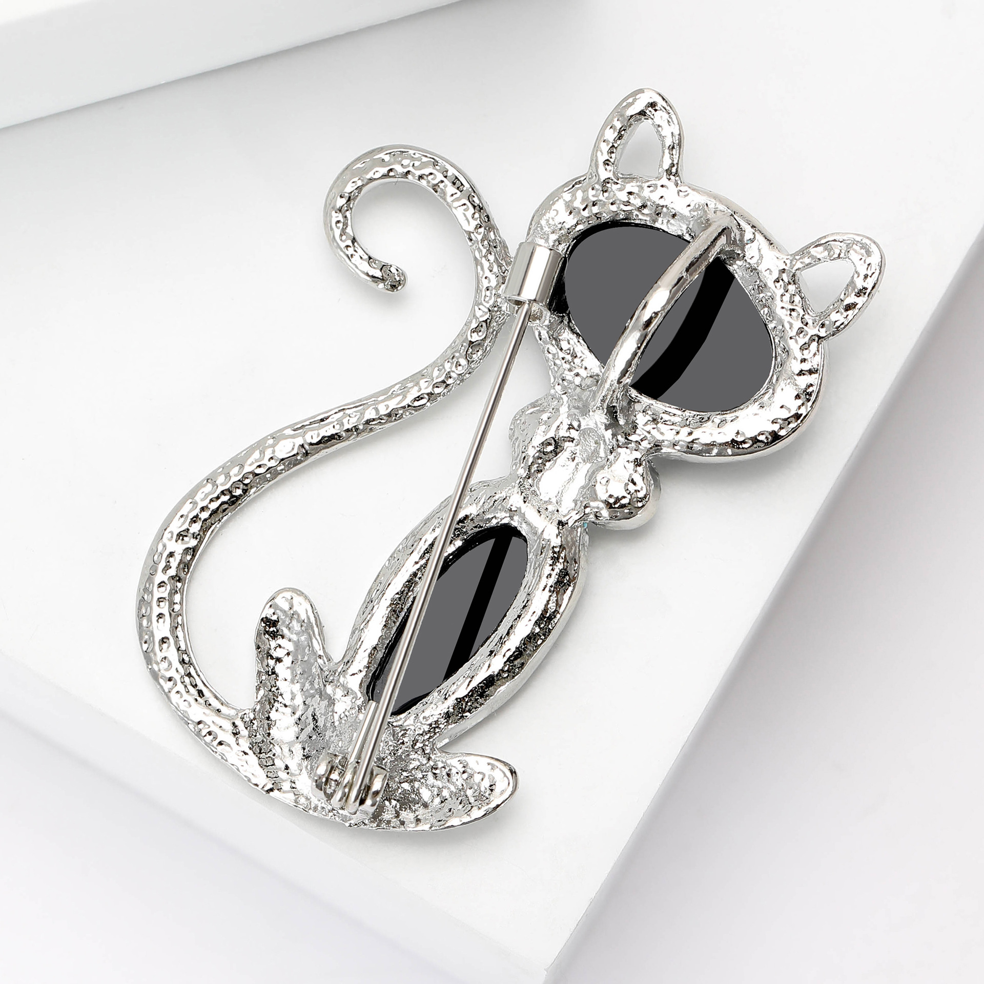 Women's Gender Cute Pin Cat Alloy Women's Brooches