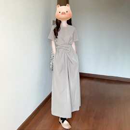2025新款法式气质扭结设计感绑带灰色短袖连衣裙女装夏季收腰长裙