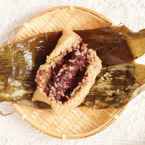 Jiaxing zongzi with salted egg and meat, sweet red bean, handmade chestnut meat, vacuum-packed bulk for Dragon Boat Festival group purchase