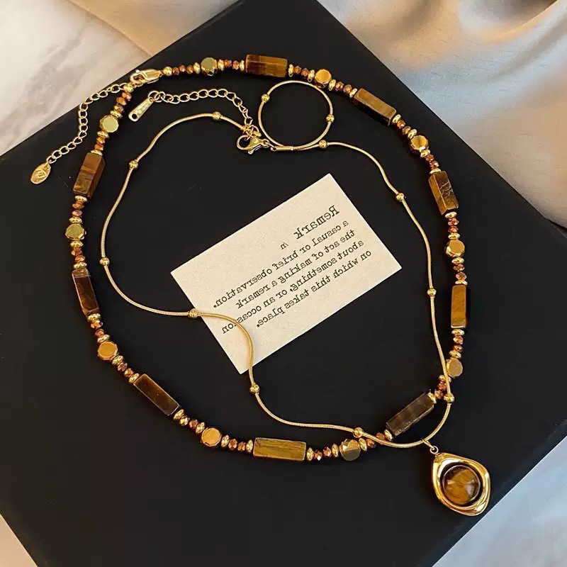 Natural Crystal And Gemstone Jewelry Brings Luck, Conveying Warmth, Clarity And Gentle Positive Energy, Making Every Day Feel Peaceful And Grounded. F_voghion.com