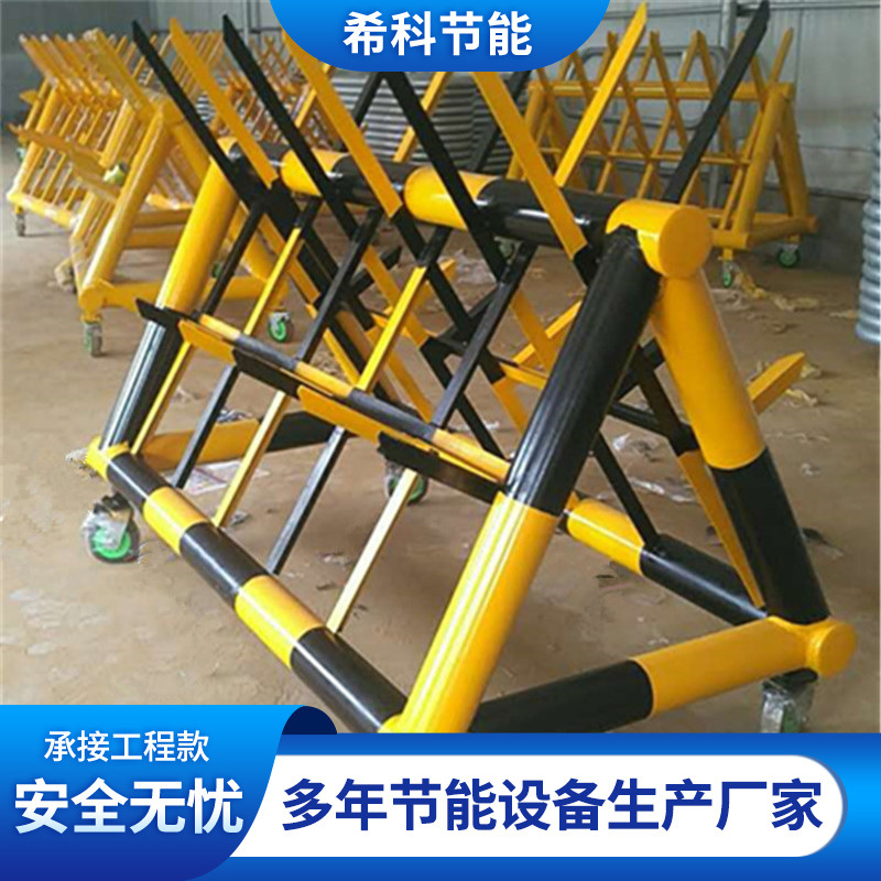 现货道路学校防护栏 可移动路障隔离栏 广场马路防撞交通挡车路障