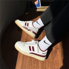 新款學生板鞋 ins潮百搭休閒街拍美式復古原宿港風運動平底小白鞋