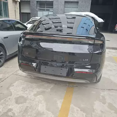 wing, a sporty-style roof spoiler, Fixed wind wing